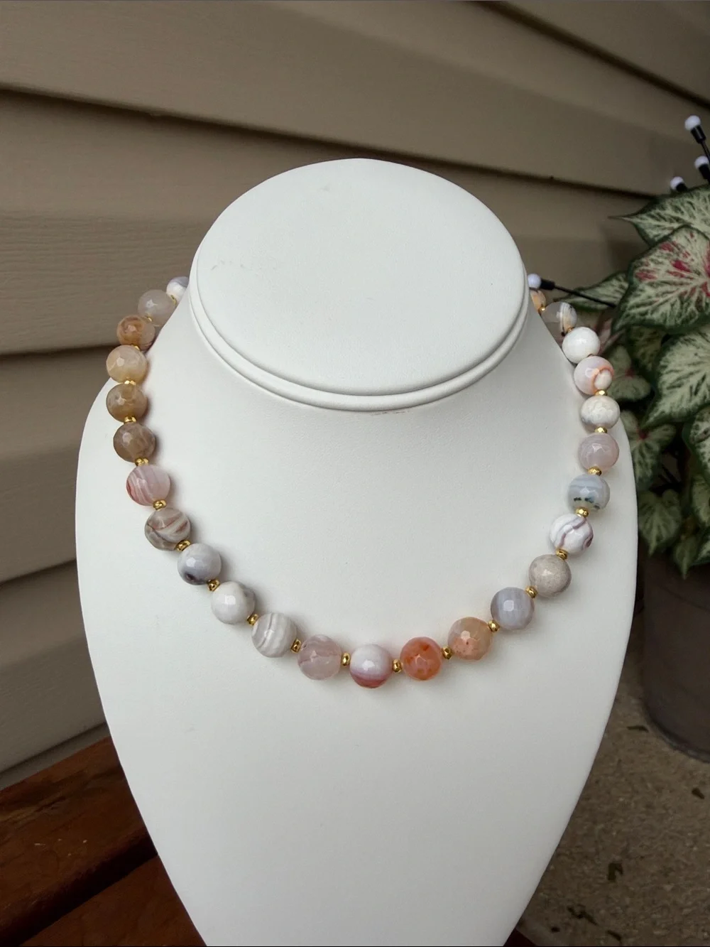 Beautiful Agate beaded necklace